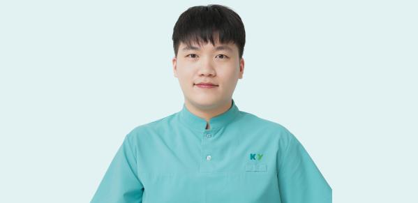 진료지원전담 최호성 간호사 이미지