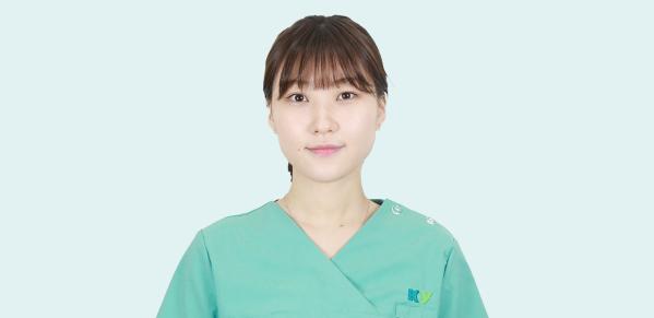 66병동 김희원 간호사 이미지