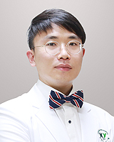 Yong-Kyun Kim 증명사진 교수님