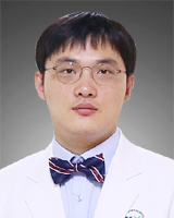 이정석 증명사진 교수님