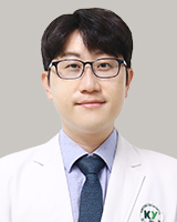박요한 증명사진 교수님