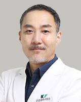 안홍준 증명사진 교수님